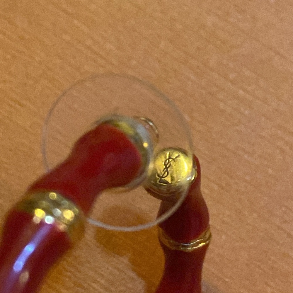 Saint Laurent Bamboo Hoop Earrings In Red 687319 - Picture 4 of 7